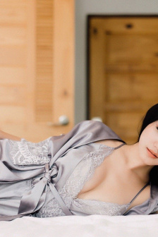 在线 亚洲 欧美 专区看片
